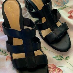 Naturalizer Sandals